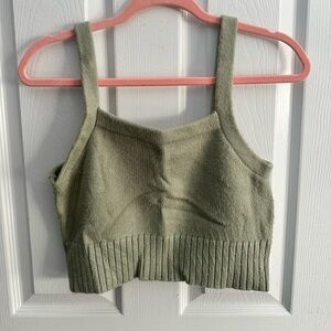 🎀 Lettuce green sweater tank top. NWT